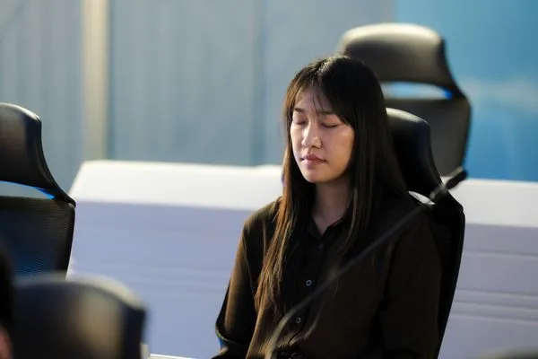 Quiet attention during the meditation