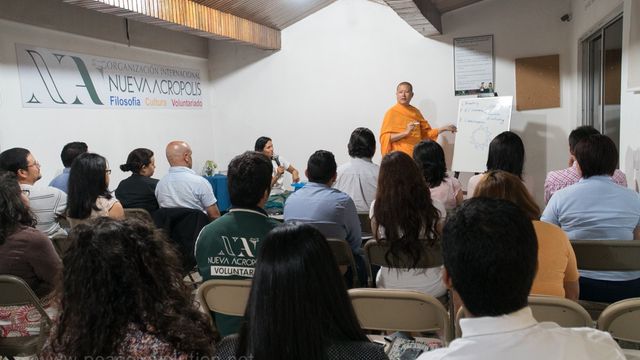 LP John Paramai Guided Meditation at Nueva Acrópolis, Honduras