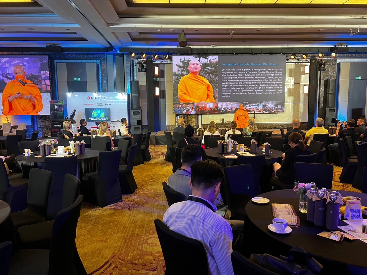 A meditation session at the 2022 Fit Summit in Bangkok